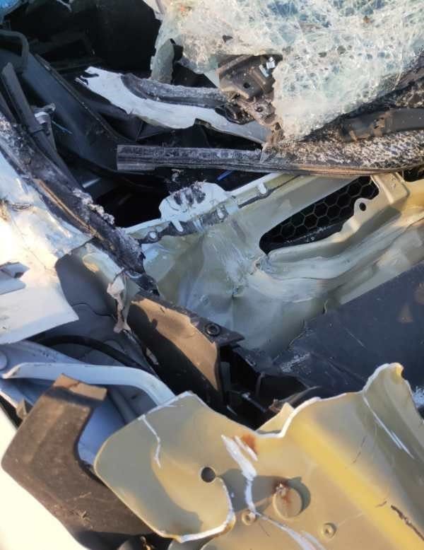 理想汽车事故照片_理想汽车撞车_理想汽车事故