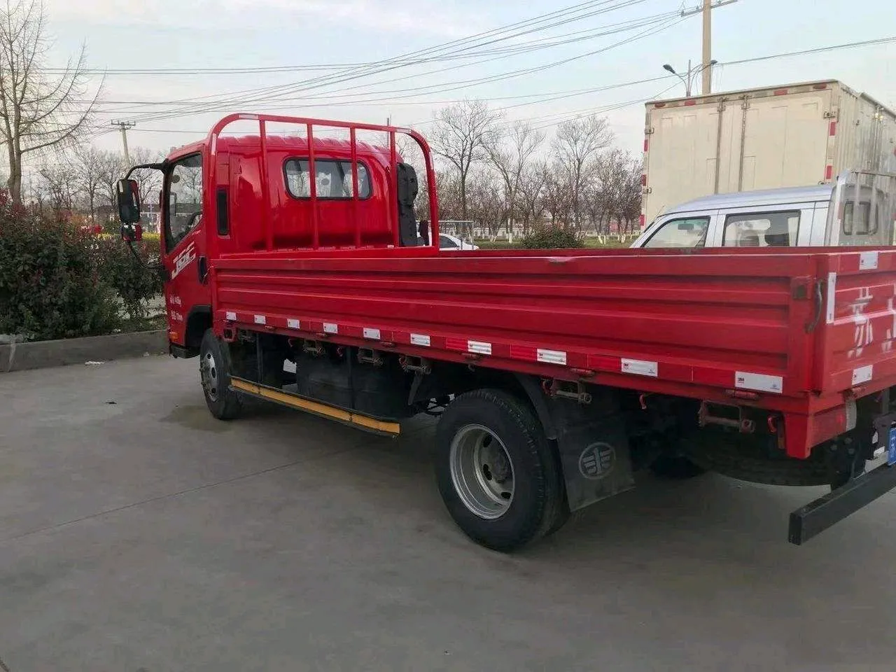 冷藏车、爬梯车、带尾板货车、拖车、货车6.8米货车(带司机)